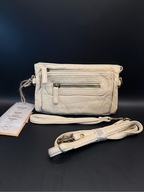 Cream Crossbody or Wristlet Bag with lots of storage!